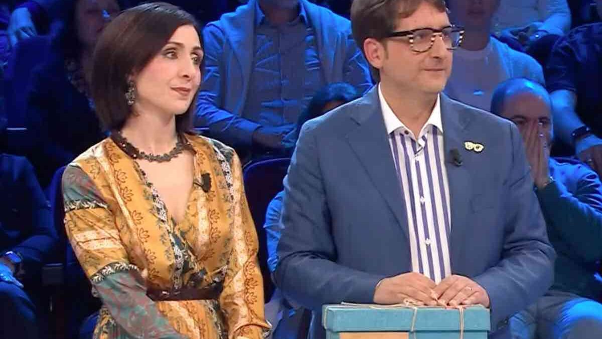 Affari Tuoi, “beffato” il Dottore: cosa è successo in diretta e qual è la vincita portata a casa