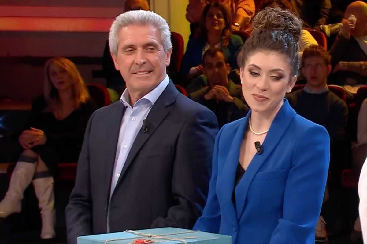 Il Dottore offre (per due volte) 30.000 euro ma Francesca dice No: colpo di scena ad Affari Tuoi
