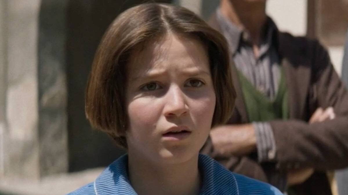 Chi è la protagonista di Fuochi d’artificio: età, carriera e vita privata di Anna Losano