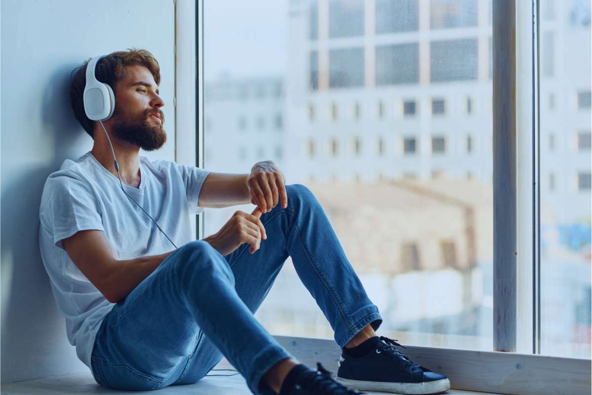 Cosa succede al cervello quando ascoltiamo musica