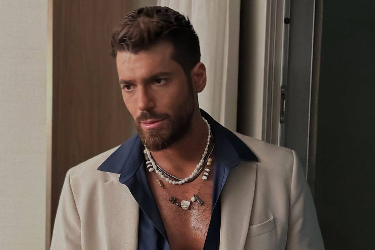 can yaman chi è