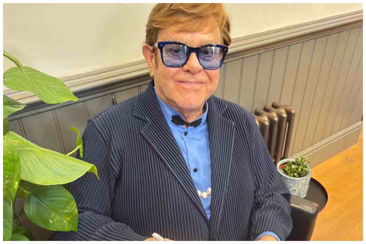Elton John che malattia ha agli occhi