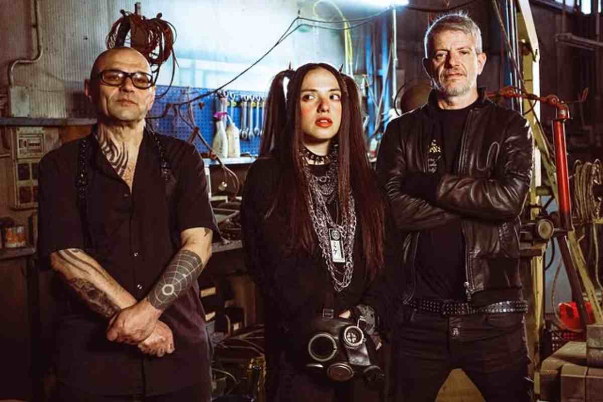 Curre Curre Guagliò – Sotto Tensione. Etta x 99 Posse: la nuova versione del brano