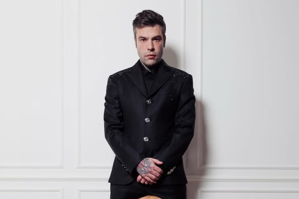 Fedez, le nuove frecciatine del rapper: “Pensavo fosse amore…”