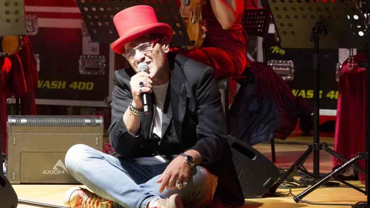 Francesco Baccini: età, moglie e figli, dove vive, canzoni. Tutto sul cantante