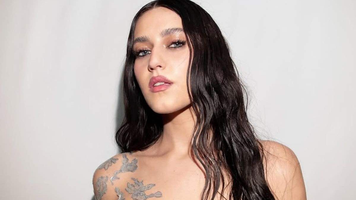 Gaia rompe i tabù: si mostra con l’acne su Instagram e manda un messaggio ai fan. Il video