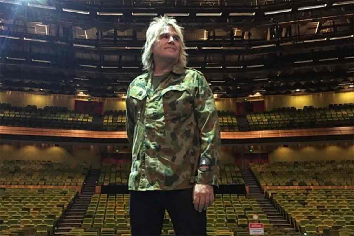 Addio a Mike Peters, voce dei The Alarm: aveva 66 anni