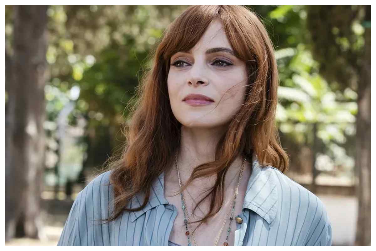 Tutto su Miriam Dalmazio, protagonista della serie “Costanza”: età, vita privata, film