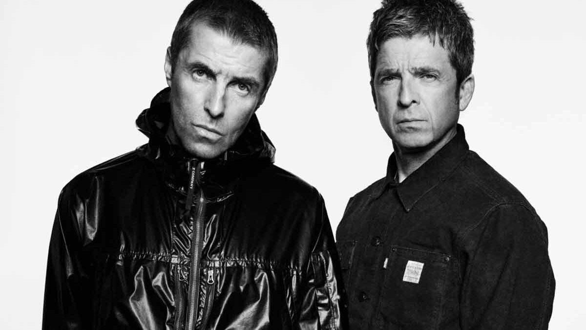 Oasis, il ritorno nei negozi con una ristampa di Some Might Say: e i fratelli festeggiano Pasqua insieme