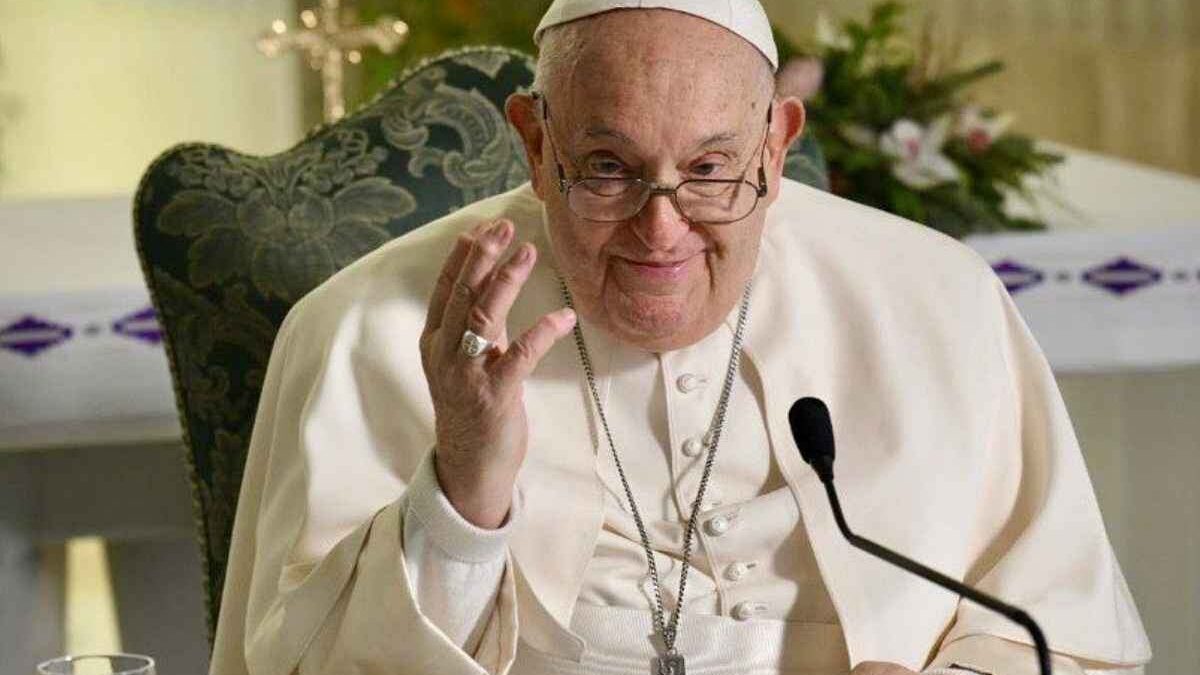 Anticipazioni stasera Chiamatemi Francesco, il Papa della gente: cast, trama, quante puntate sono, come sta il Pontefice