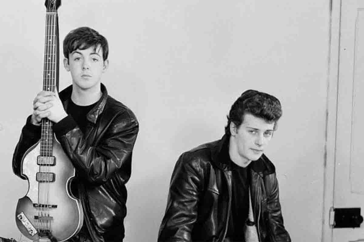 Era il quinto Beatles, e ora lascia le scene: ma non lo ricorda nessuno