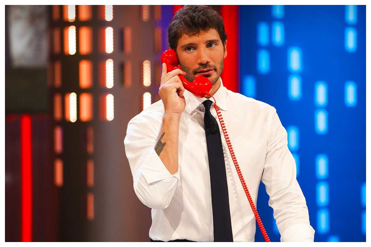 Affari Tuoi, la partita è terribile: finisce malissimo, la reazione di Stefano De Martino