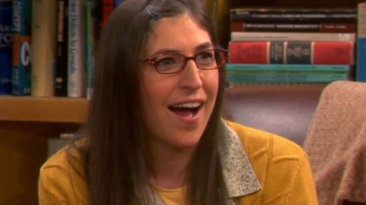 The Big Bang Theory, Amy e le sue foto private: l’attrice Mayim Bialik è bellissima