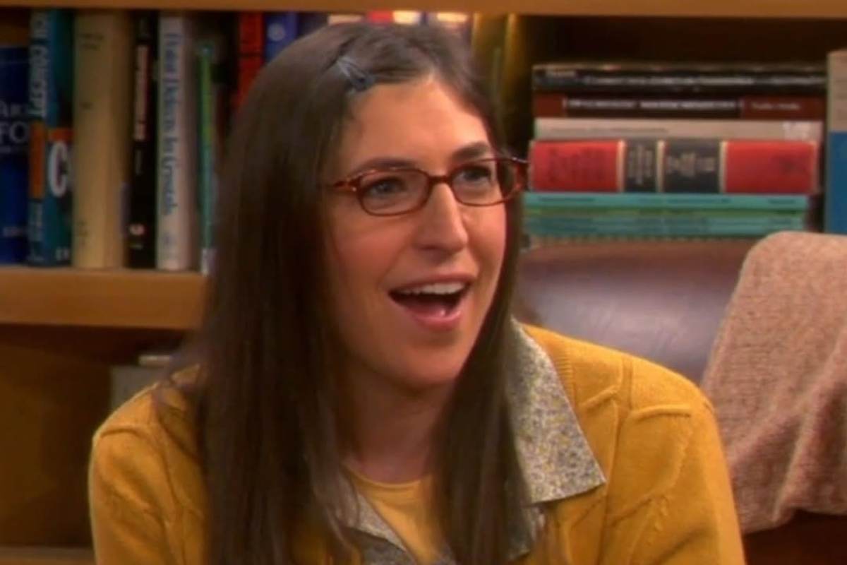 The Big Bang Theory, Amy e le sue foto private: l’attrice Mayim Bialik è bellissima