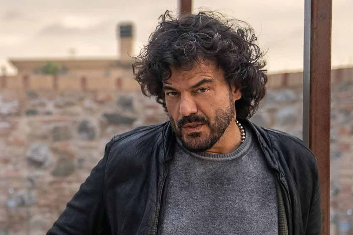 Francesco Renga costretto a fermarsi per problemi di salute: come sta