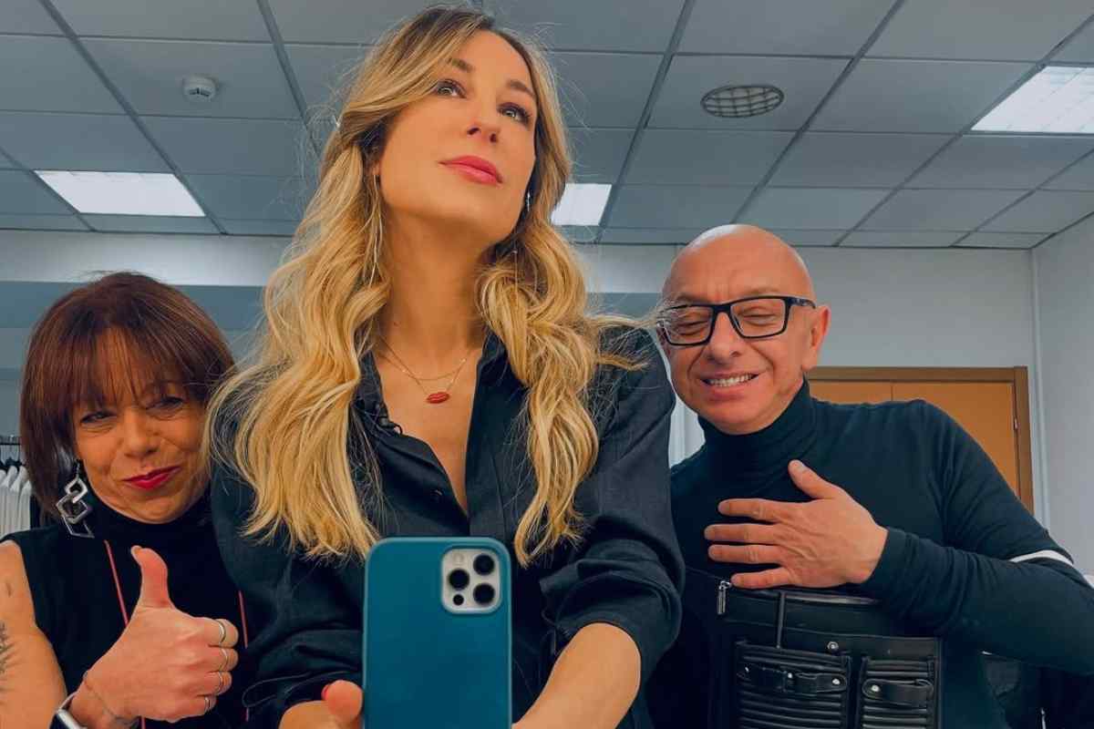 Mia Ceran: età, biografia, carriera, curiosità e vita privata della conduttrice di Tv Talk