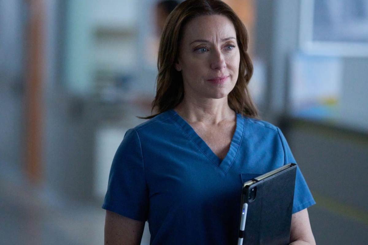 Molly Parker chi è l'attrice di Doc