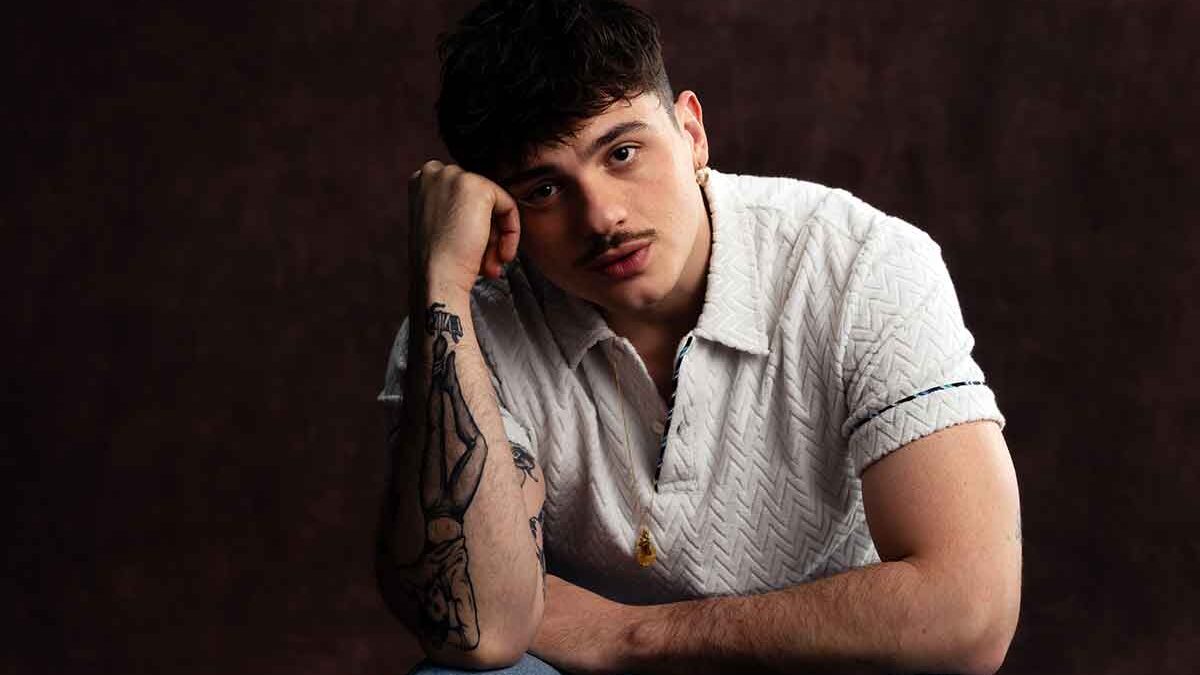Olly pubblica a sorpresa “Depresso Fortunato”: una ballata folk nata tra amici