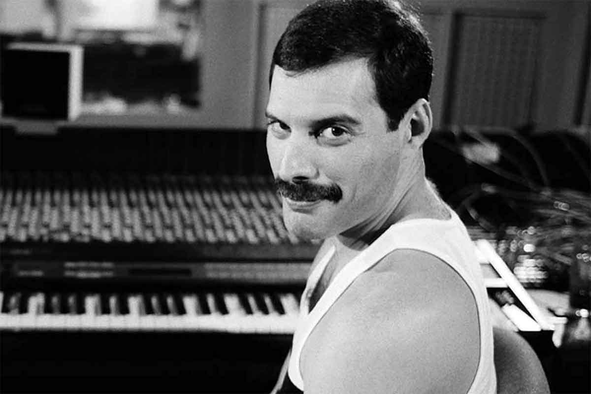 È morta Bibi, la presunta figlia segreta di Freddie Mercury: aveva 48 anni. Ma la storia è piena di dubbi
