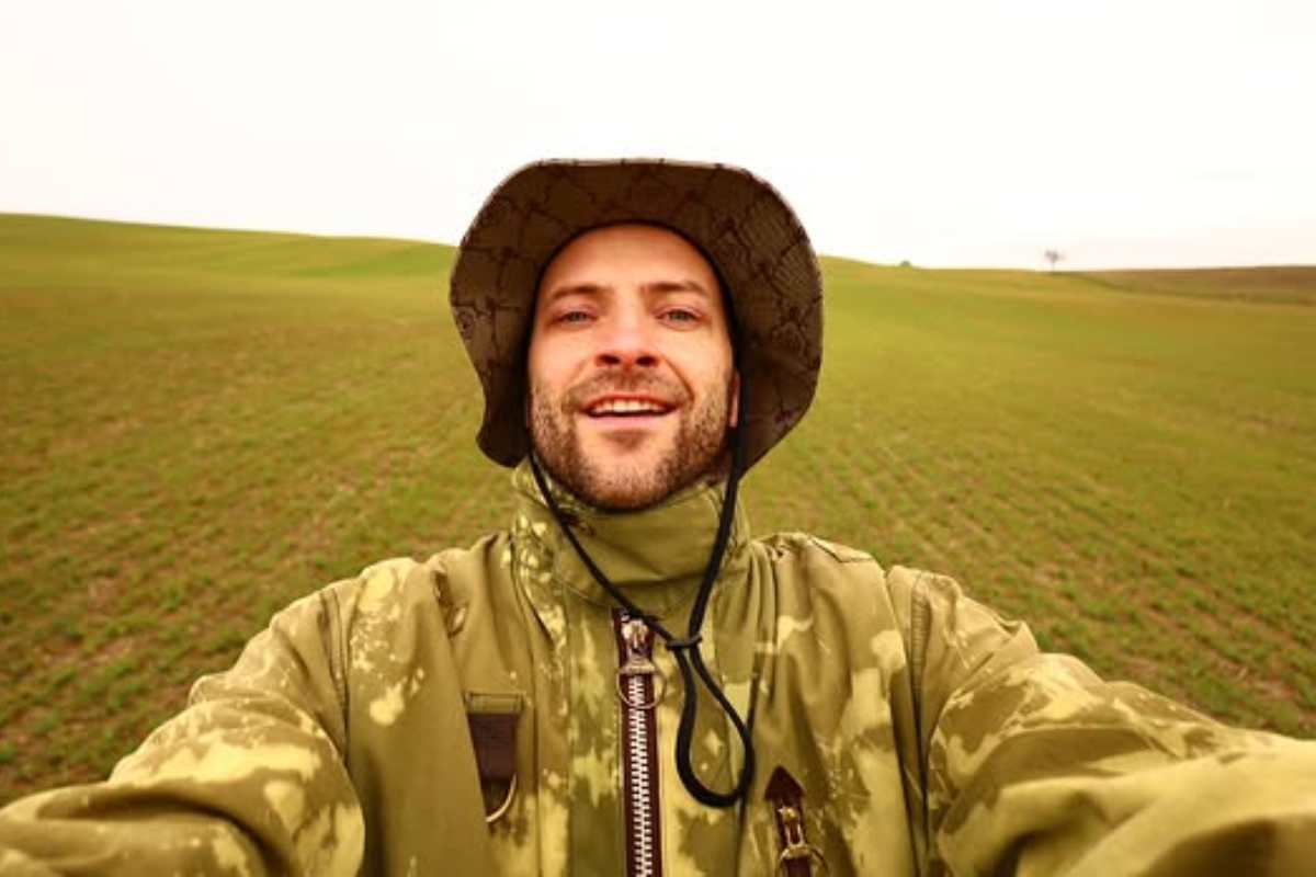 Alessandro Borghi e la sindrome di Turette: che cosa è la sindrome di cui soffre l’attore