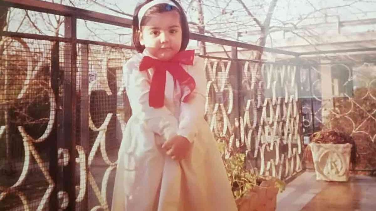 Qui bimba bellissima, oggi attrice amatissima di Un Posto al Sole: avete capito chi è?