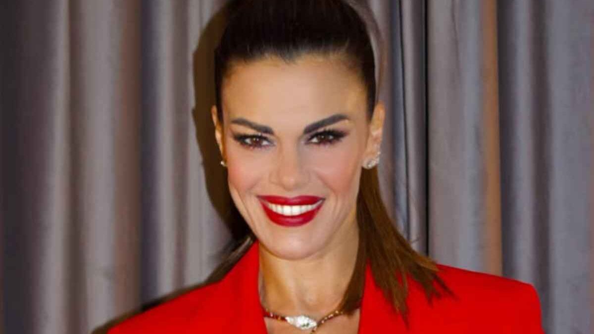 Bianca Guaccero: età, cosa farà su Rai 1, l’amore con Pernici, ex marito e figli, dove vive