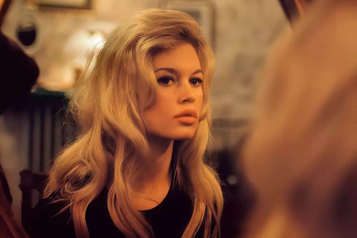 La nipote di Brigitte Bardot (sua fotocopia)