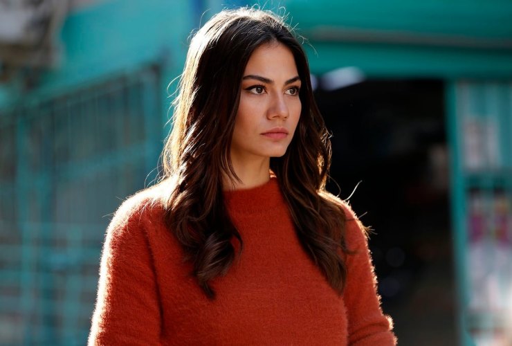 Cast e trama di Io sono Farah