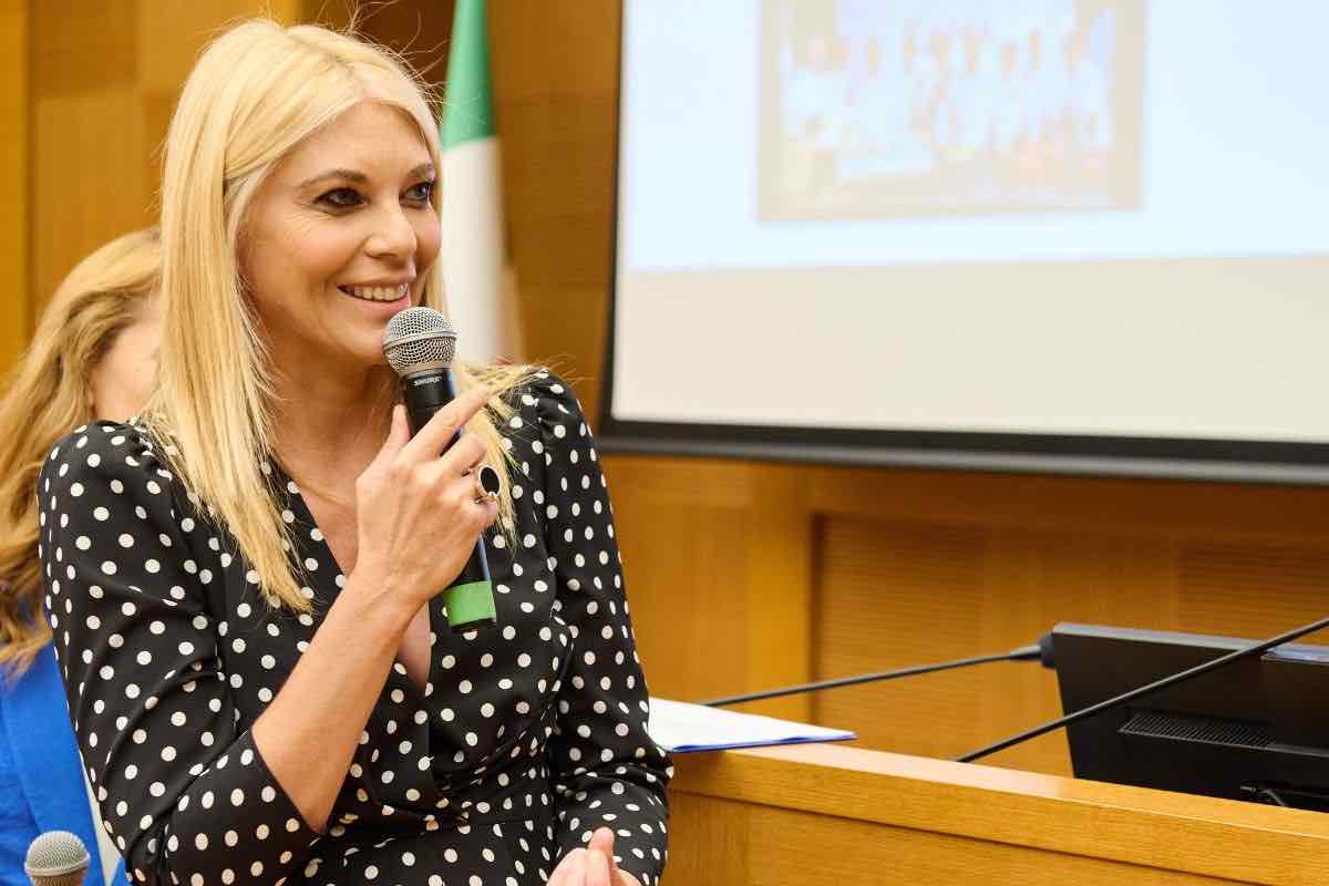 MOIGE, Eleonora Daniele conduce l’edizione 2025: premiati i migliori programmi tv “family friendly”