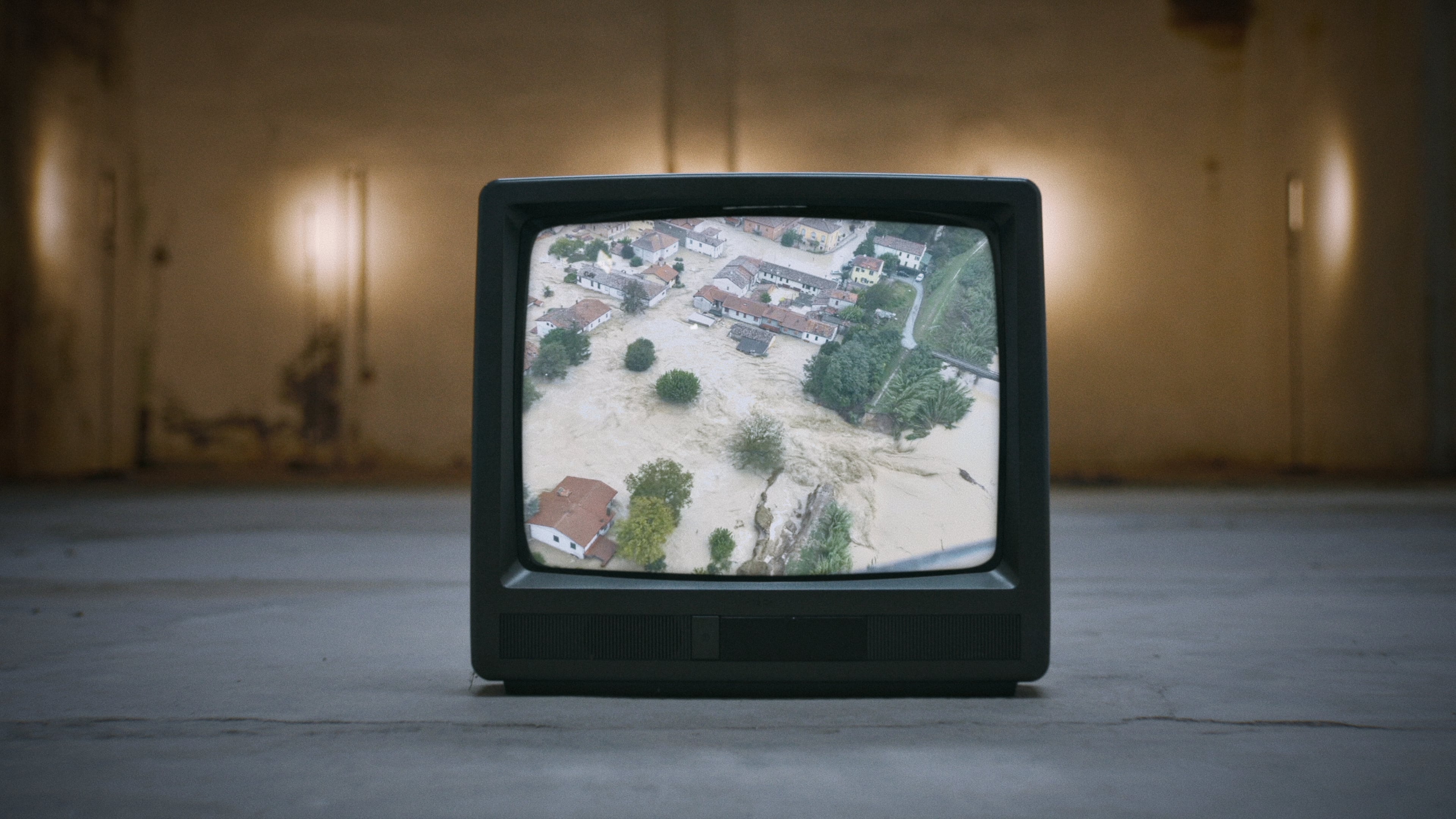 Fango – Storia di una alluvione, la docuserie arriverà su Mediaset Infinity dal 16 giugno