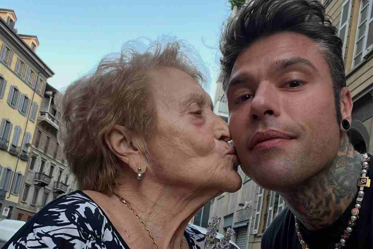 Fedez con la nonna Luciana