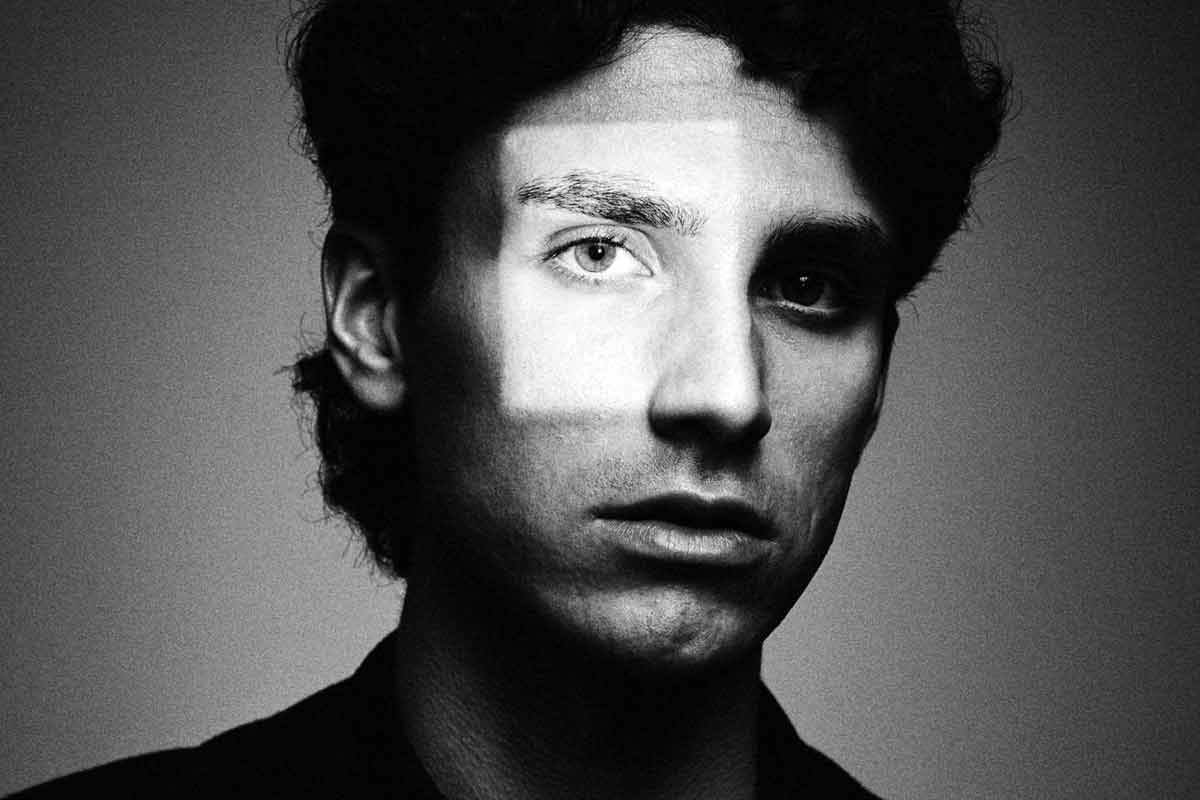 Francesco Pergola: “Ho dato voce alle mie insicurezze e ne ho fatto un disco….”