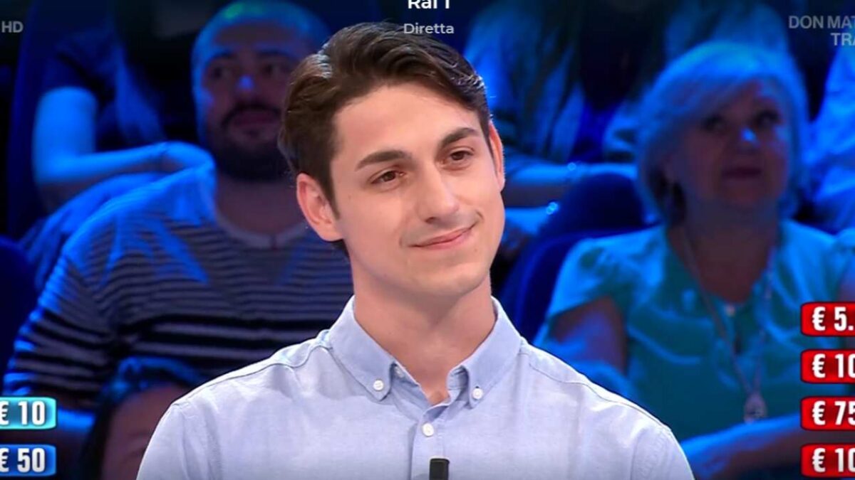 Affari Tuoi, Giovanni accetta l’offerta del Dottore: quanto c’era nel pacco