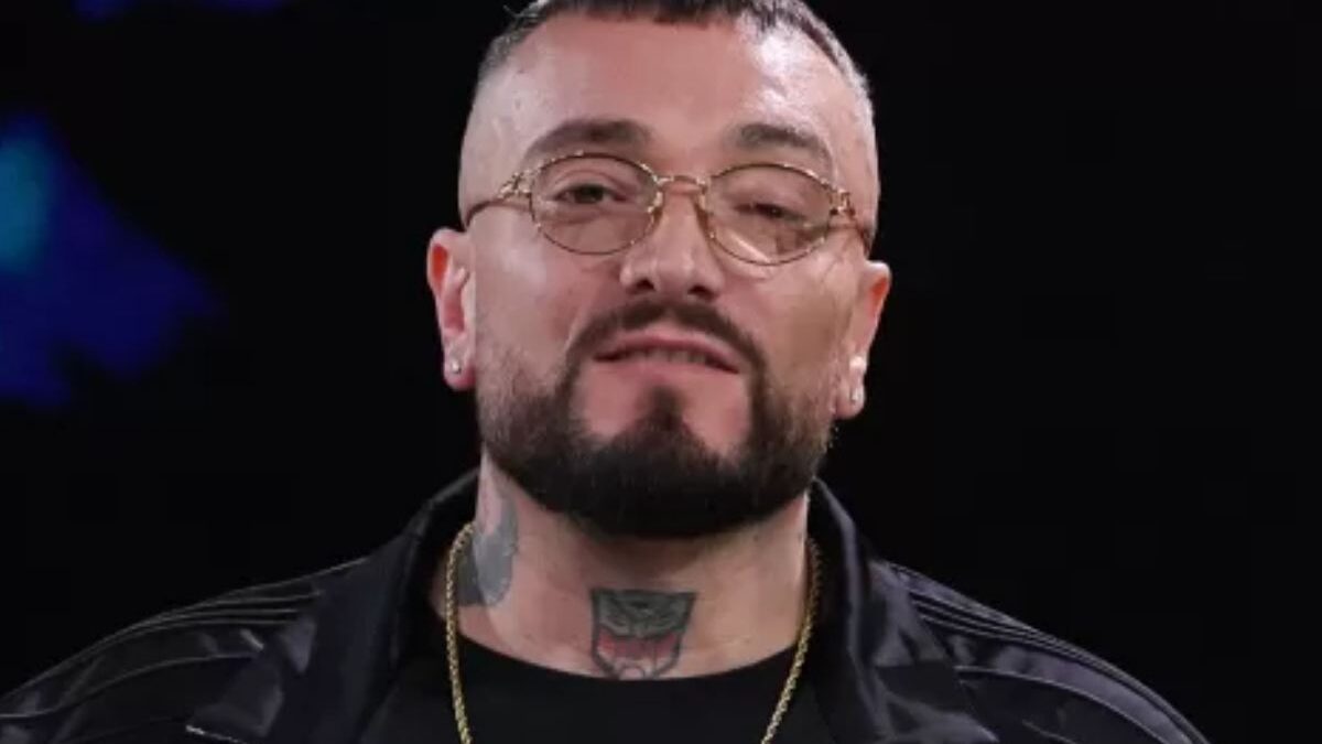 Guè Pequeno: età, compagna, il difetto all’occhio, i rapporti con Fedez, l’amore per la figlia