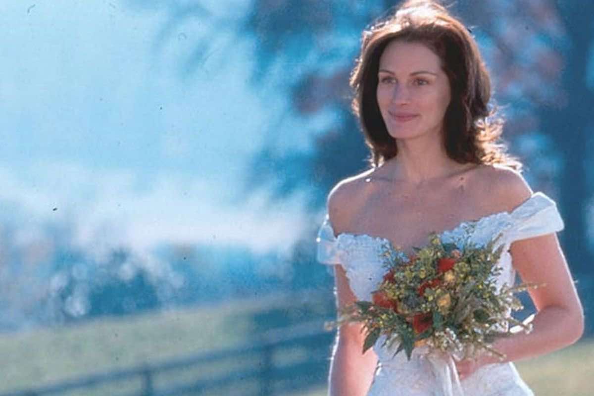La vera storia dietro ‘Se scappi ti sposo’: Julia Roberts lasciò davvero il suo compagno all’altare