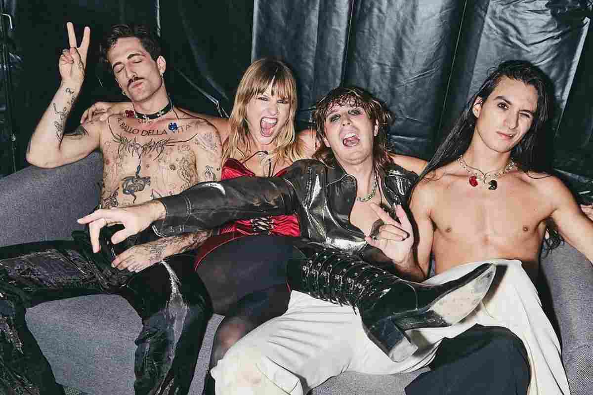Maneskin, il sole cala sulla band rock: ricavi dimezzati e utile ai minimi. Cosa succede