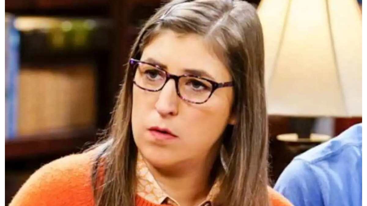 The Big Bang Theory, Amy e le sue foto private: l’attrice Mayim Bialik è bellissima