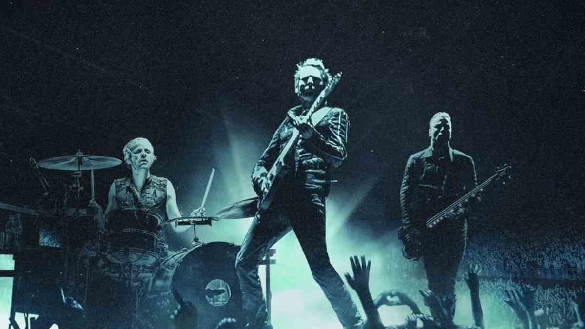 Tre anni dopo, i Muse tornano con “Unravelling”: il primo passo verso un nuovo inizio?