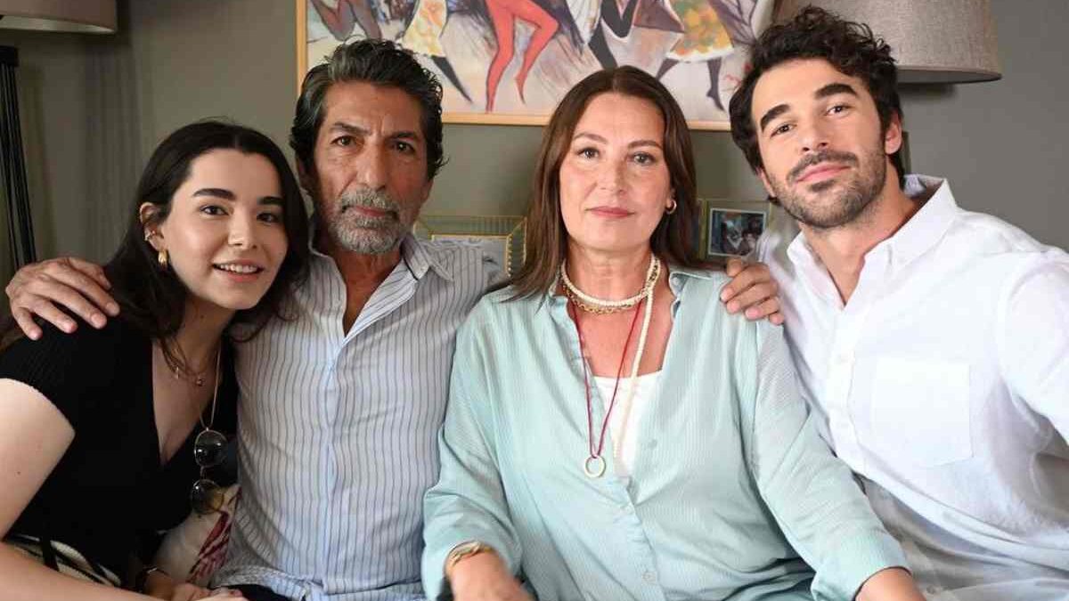 Tradimento, sospese le nuove puntate: la decisione di Mediaset