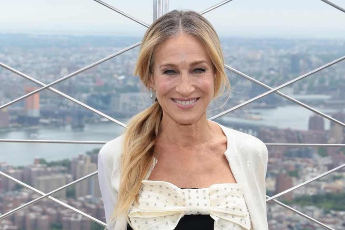 Le figlie gemelle di Jessica Parker sono cresciute e sono identiche a lei: le rare foto delle gemelle