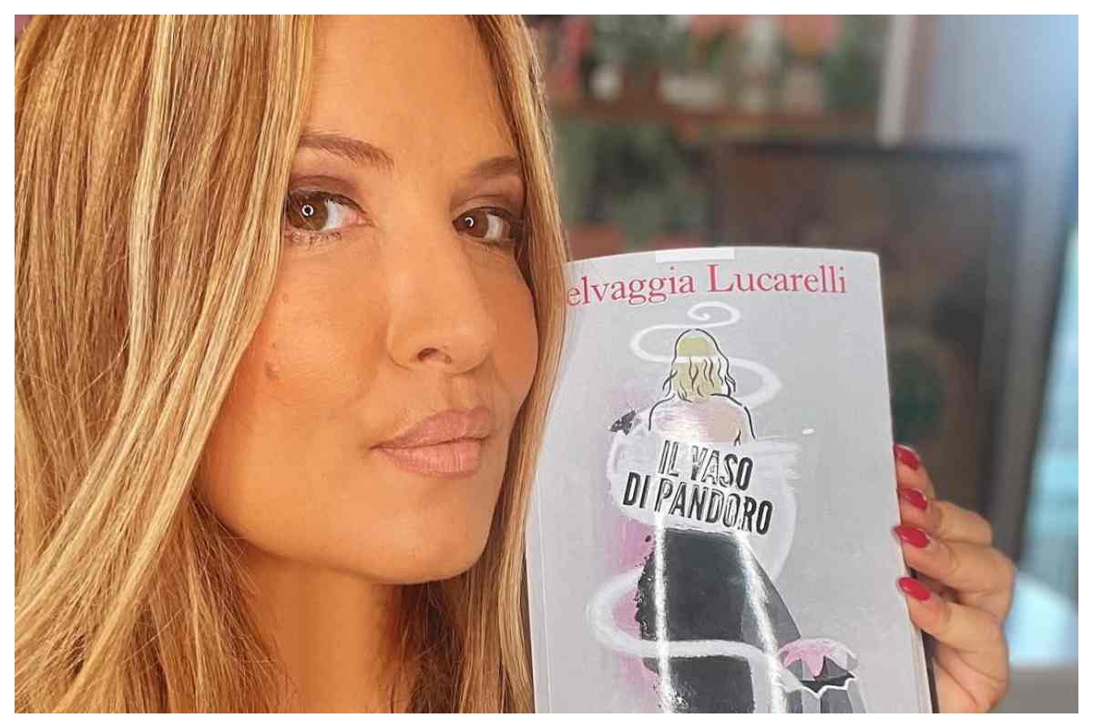selvaggia lucarelli approda all'isola