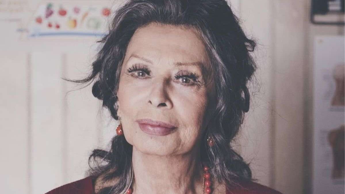 Sophia Loren, la nipote 19enne è la sua fotocopia: chi è Lucia Sofia