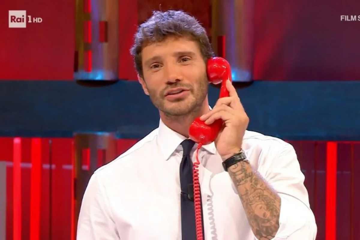 stefano de martino quanto guadagna