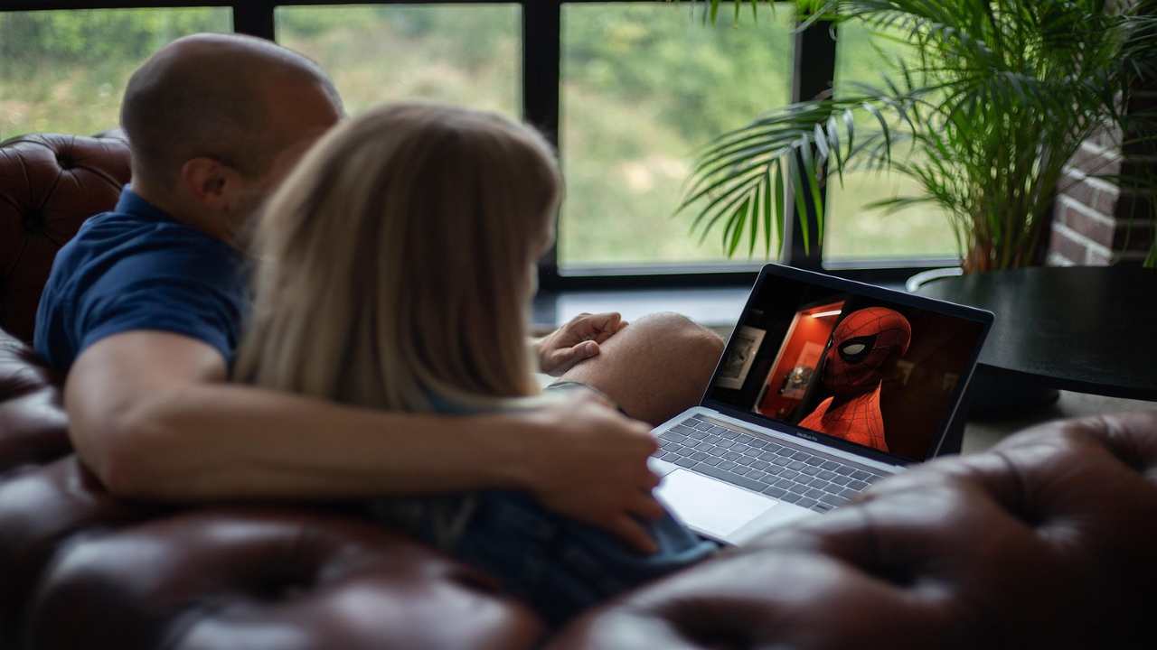 Streaming Community, cosa rischia chi lo usa: tutto quello che c’è da sapere