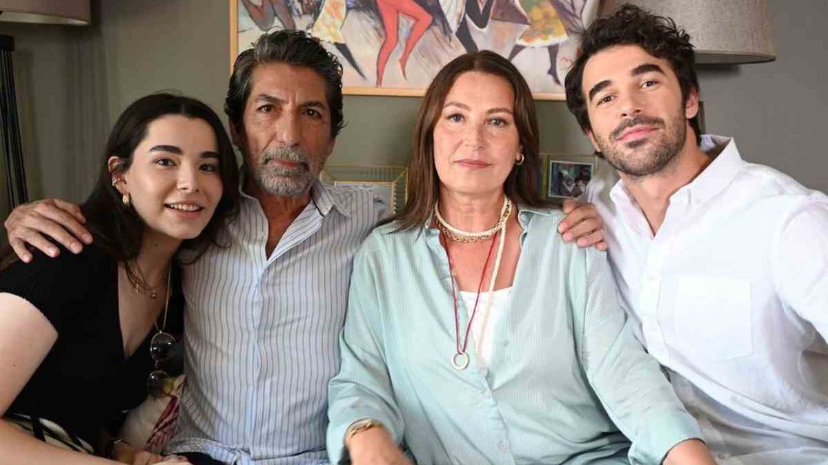 Mediaset sostituisce Tradimento: l’addio alla soap