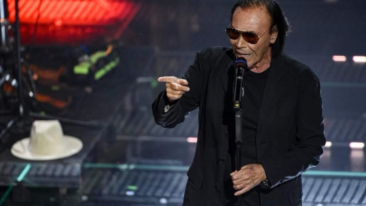Lutto per Antonello Venditti: il messaggio di addio (strappalacrime)