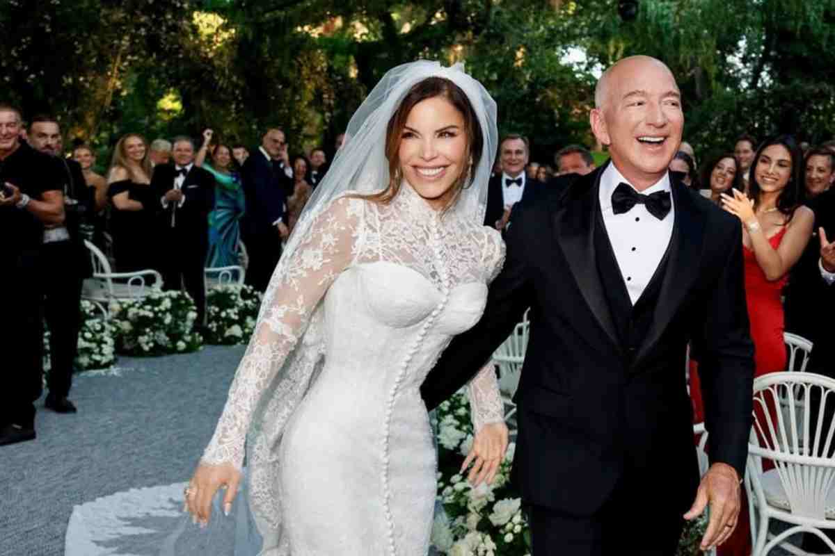 Bezos Sanchez: cosa prevede l’accordo prematrimoniale, la luna di miele da 18mila euro a notte