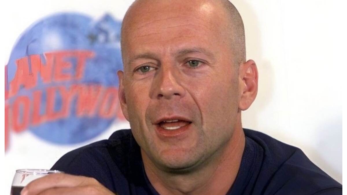 Bruce Willis, dramma per l’attore. “Non parla più e…”, peggiorano le sue condizioni