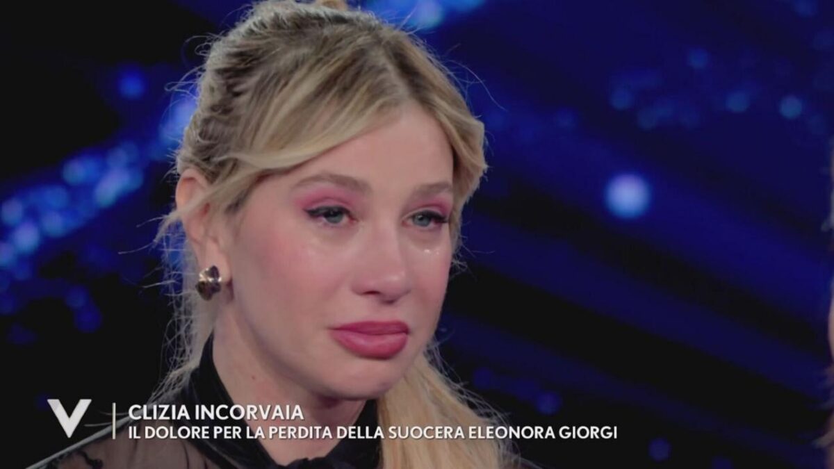 Clizia Incorvaia in lacrime: “Non posso mostrarmi sempre forte e sorridente”