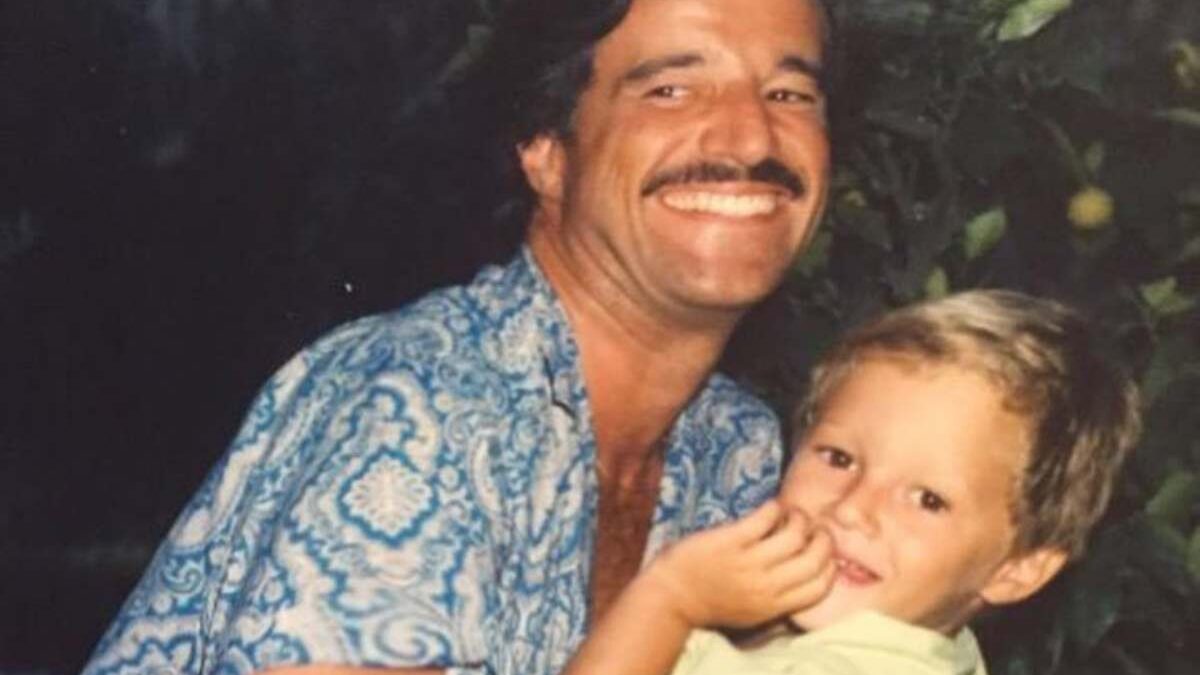 Oggi il figlio di De Sica ha 42 anni ed è la sua fotocopia: chi è Brando